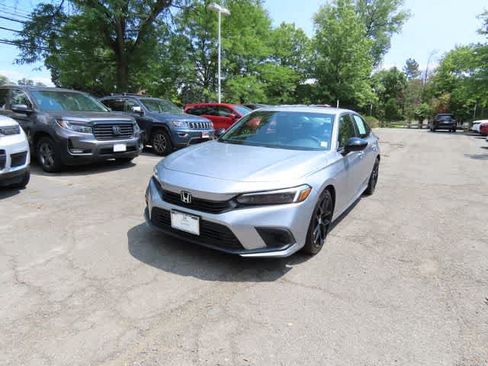 Used 2023 Honda Civic Sport image 1