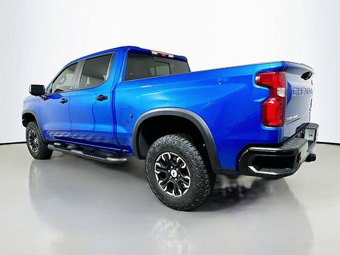Used 2023 Chevrolet Silverado 1500 ZR2 w/ Technology Package image 5