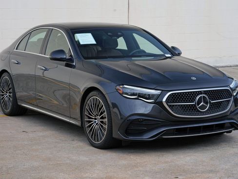 Used 2025 Mercedes-Benz E 350 4MATIC Sedan w/ Multicontour Seating Package image 63