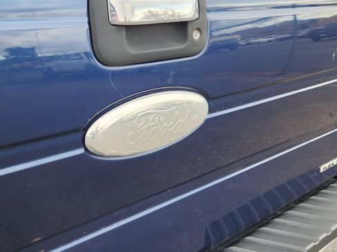 Used 2012 Ford F150 XLT w/ XLT Chrome Pkg image 15