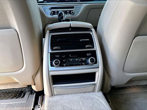 Used 2020 BMW 740i w/ Cold Weather Package RWD image 37