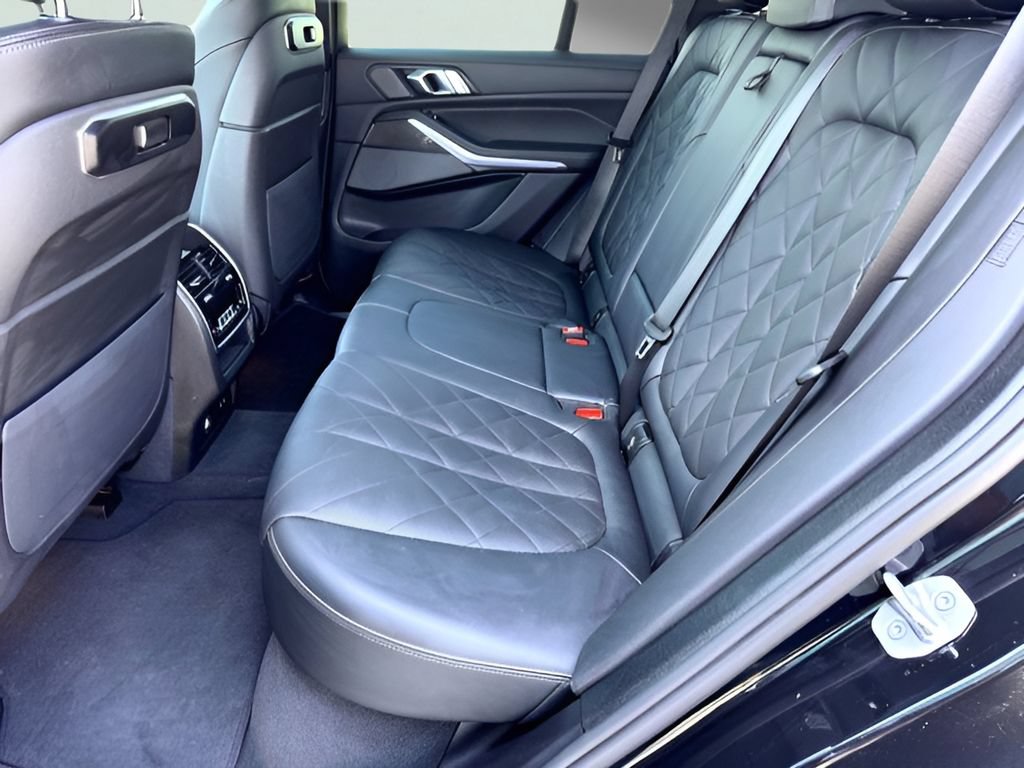 Used 2026 BMW X5 M60i AWD/4WD image 19