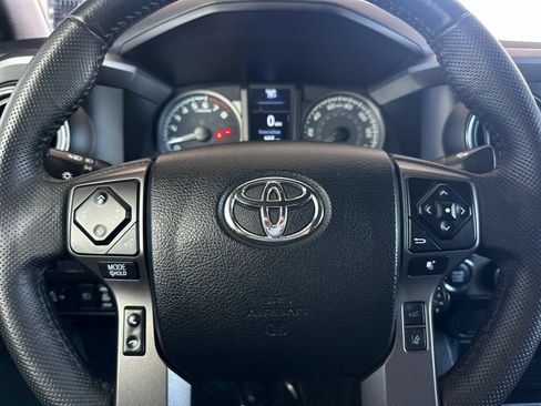 Used 2023 Toyota Tacoma TRD Off-Road w/ Black Out Package (TMS) AWD/4WD image 20