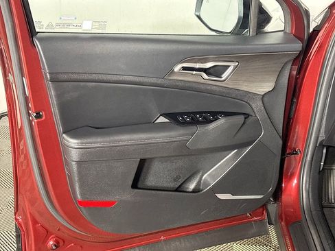 Certified 2023 Kia Sportage X-Line image 11