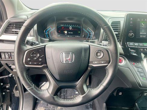 Used 2024 Honda Odyssey EX-L image 11