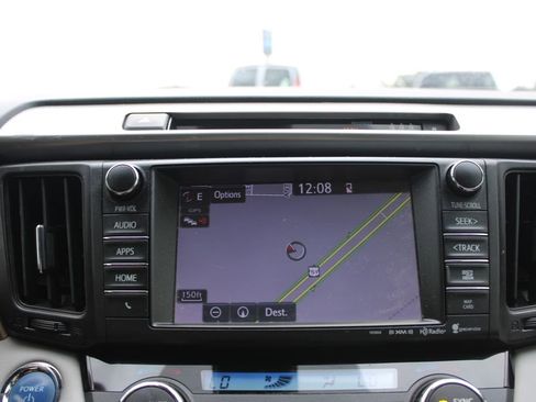 Used 2018 Toyota RAV4 XLE AWD/4WD image 45