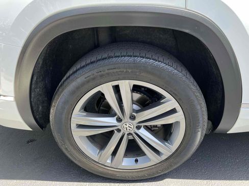 Used 2019 Volkswagen Atlas SE w/ Towing Package image 86