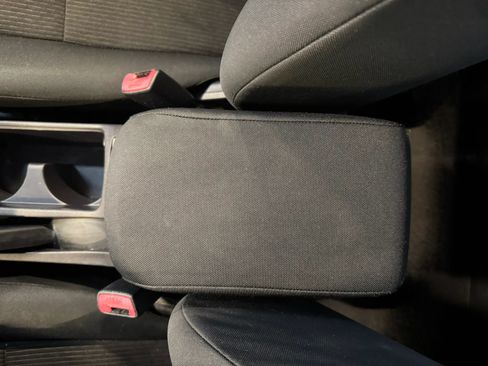 Used 2017 Mitsubishi Lancer ES FWD image 19