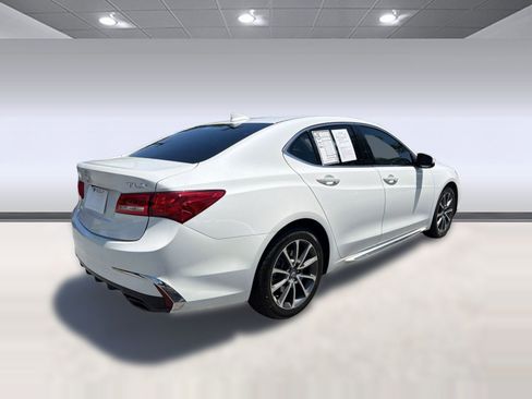 Used 2018 Acura TLX V6 w/ Technology Package FWD image 9