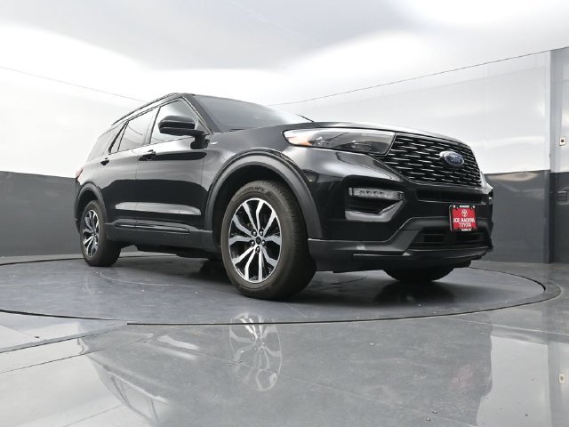 Used 2022 Ford Explorer ST-Line AWD/4WD image 31