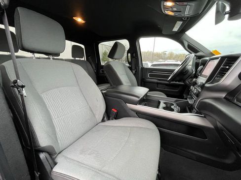 Used 2024 RAM 2500 Big Horn w/ Off Road Package image 31