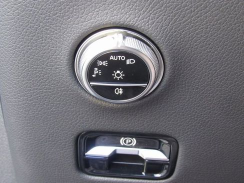 New 2026 Mercedes-Benz GLC 300 4MATIC image 33