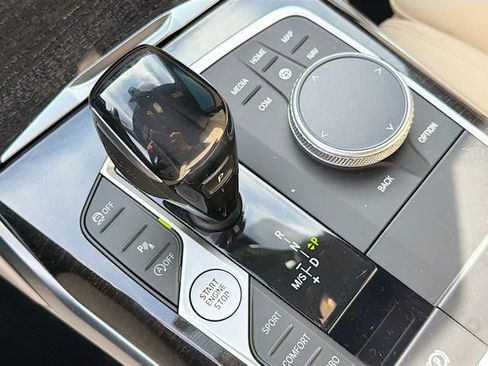 Used 2021 BMW 330i Sedan w/ Premium Package image 28