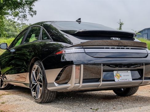Used 2023 Hyundai Ioniq 6 SEL w/ Cargo Package AWD/4WD image 3