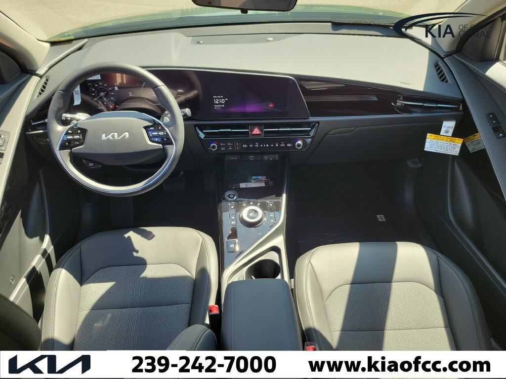 New 2025 Kia Niro Wind w/ Wind Preserve Package FWD image 16