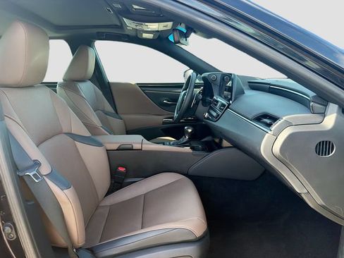 Used 2023 Lexus ES 350 w/ Accessory Package (Z2) FWD image 14