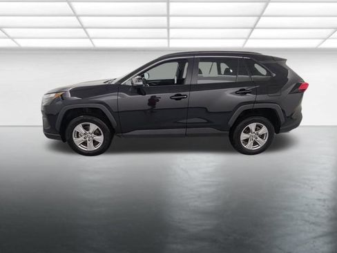 Used 2024 Toyota RAV4 XLE FWD image 3