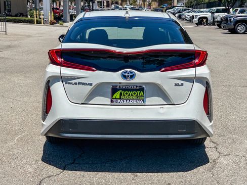 Used 2020 Toyota Prius Prime XLE FWD image 7
