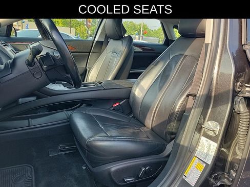 Used 2016 Lincoln MKZ w/ Equipment Group 300A Reserve FWD image 15