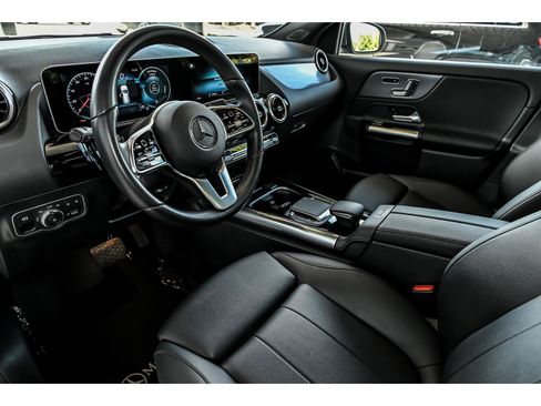 Certified 2021 Mercedes-Benz GLA 250 4MATIC image 10