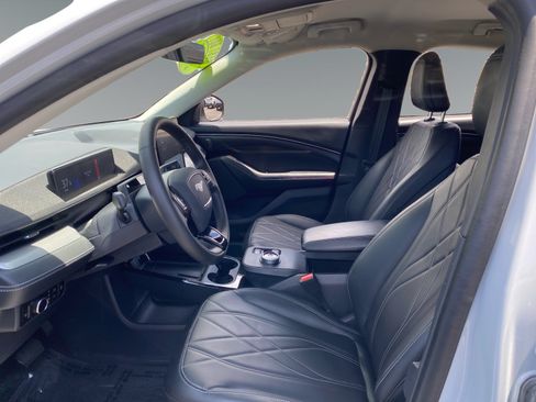 Used 2023 Ford Mustang Mach-E Select RWD image 9