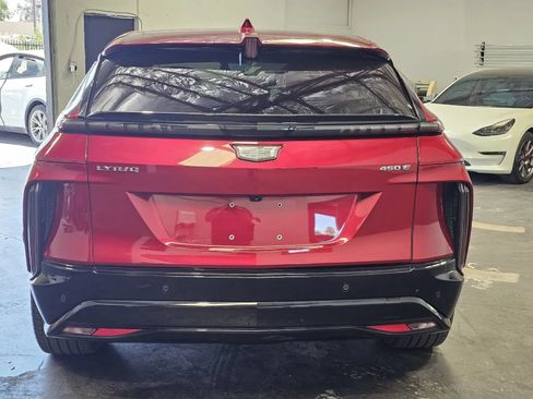 Used 2024 Cadillac Lyriq Sport RWD image 3