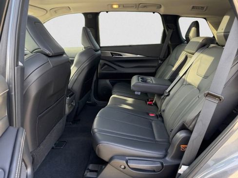 Certified 2024 INFINITI QX60 Luxe image 18