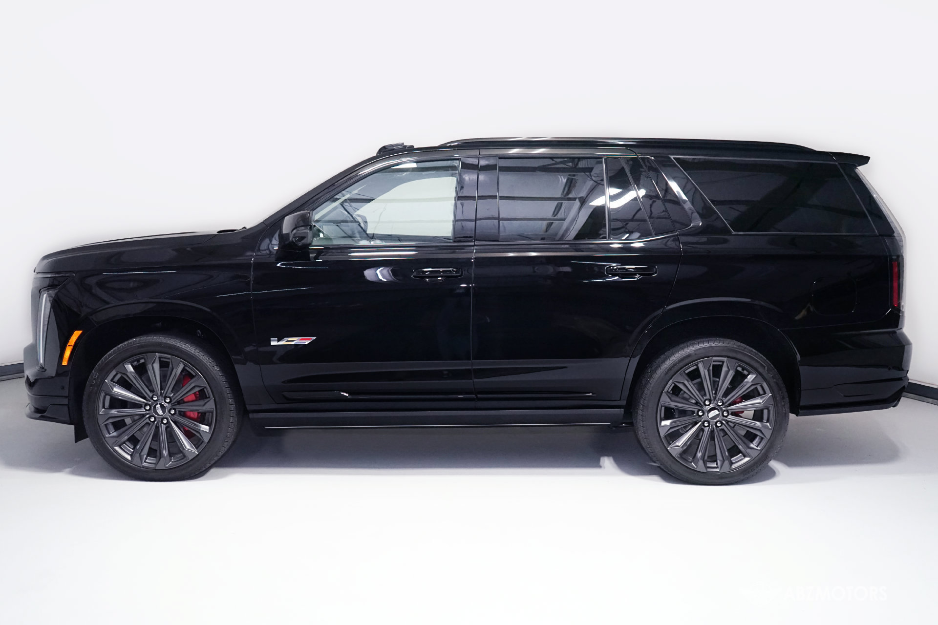 Used 2026 Cadillac Escalade V AWD/4WD image 5