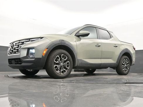 Used 2023 Hyundai Santa Cruz SEL Premium image 12