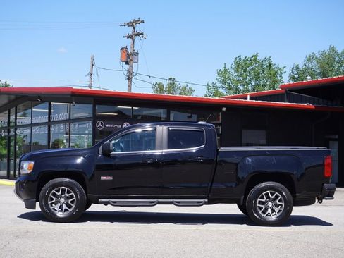 Used 2017 GMC Canyon SLE w/ All Terrain X Package AWD/4WD image 4