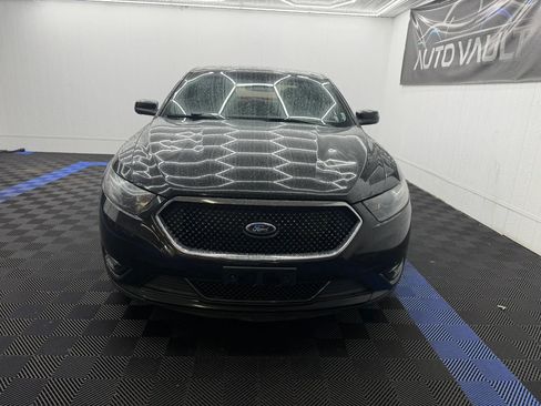 Used 2015 Ford Taurus SHO w/ Equipment Group 401A AWD/4WD image 4