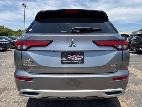 Used 2022 Mitsubishi Outlander SEL FWD image 5