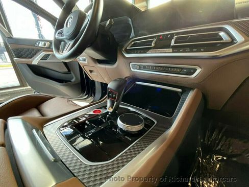 Used 2022 BMW X6 M image 27