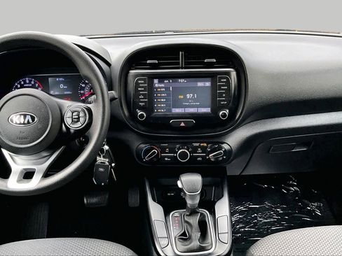 Used 2020 Kia Soul LX FWD image 7