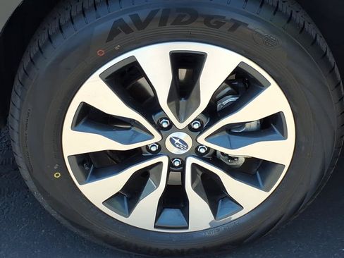 Certified 2024 Subaru Outback Touring AWD/4WD image 13