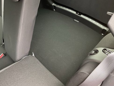 New 2025 Nissan Kicks Play S image 16