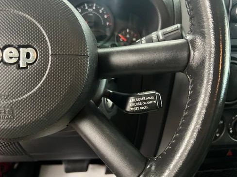 Used 2009 Jeep Wrangler X AWD/4WD image 18