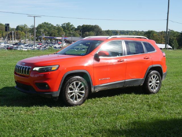 Used 2021 Jeep Cherokee Latitude Lux AWD/4WD image 2