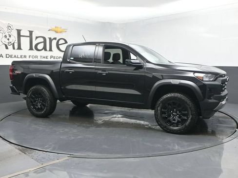 New 2026 Chevrolet Colorado Trail Boss AWD/4WD image 1
