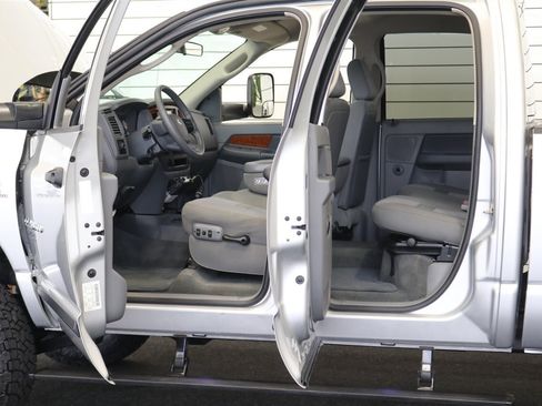 Used 2006 Dodge Ram 3500 Truck SLT w/ Quad Cab Big Horn Value Group AWD/4WD image 46