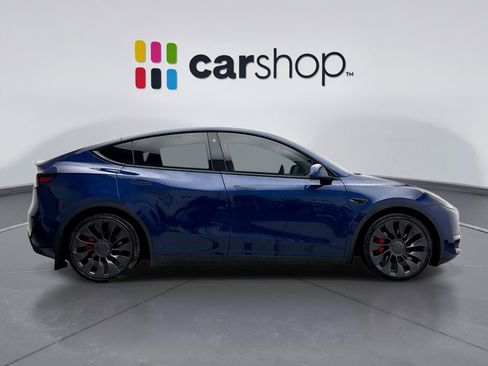 Used 2022 Tesla Model Y Performance image 6