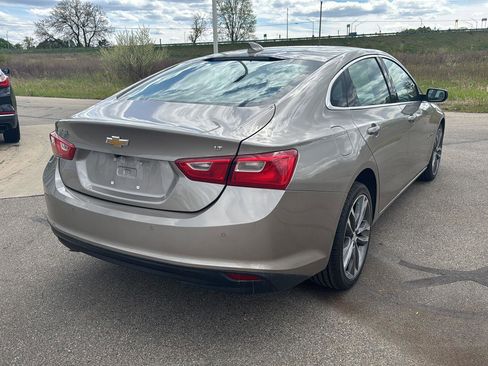 Used 2025 Chevrolet Malibu LT FWD image 5
