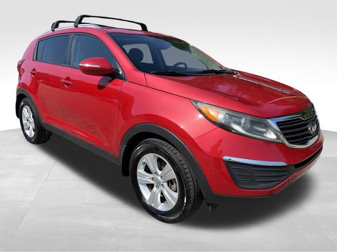 Used 2013 Kia Sportage FWD image 3