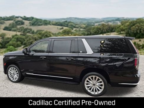 Certified 2023 Cadillac Escalade ESV Luxury RWD image 7