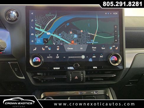 Used 2025 Lexus GX 550 w/ Accessory Package (2T) AWD/4WD image 27