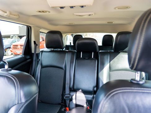 Used 2018 Dodge Journey Crossroad image 23