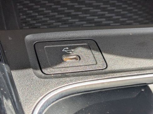 Certified 2026 Mercedes-Benz GLA 250 4MATIC image 8
