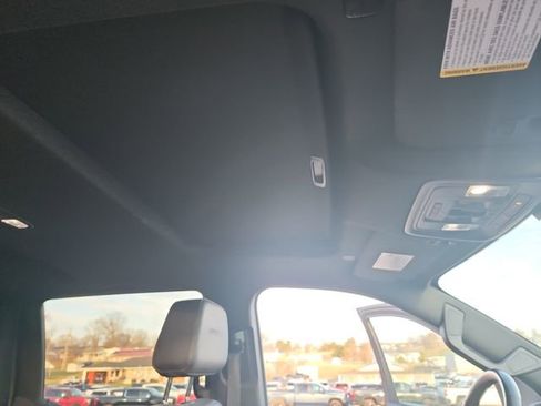 Used 2023 GMC Sierra 1500 AT4 w/ AT4 Premium Package image 16