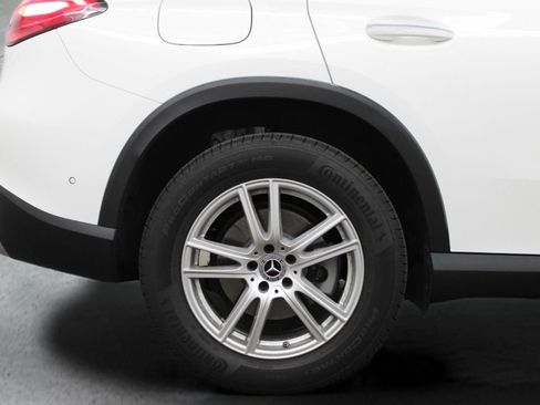Used 2026 Mercedes-Benz GLC 300 4MATIC image 12