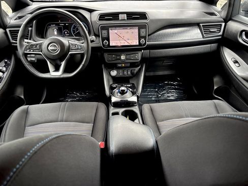 Used 2023 Nissan Leaf SV Plus image 21